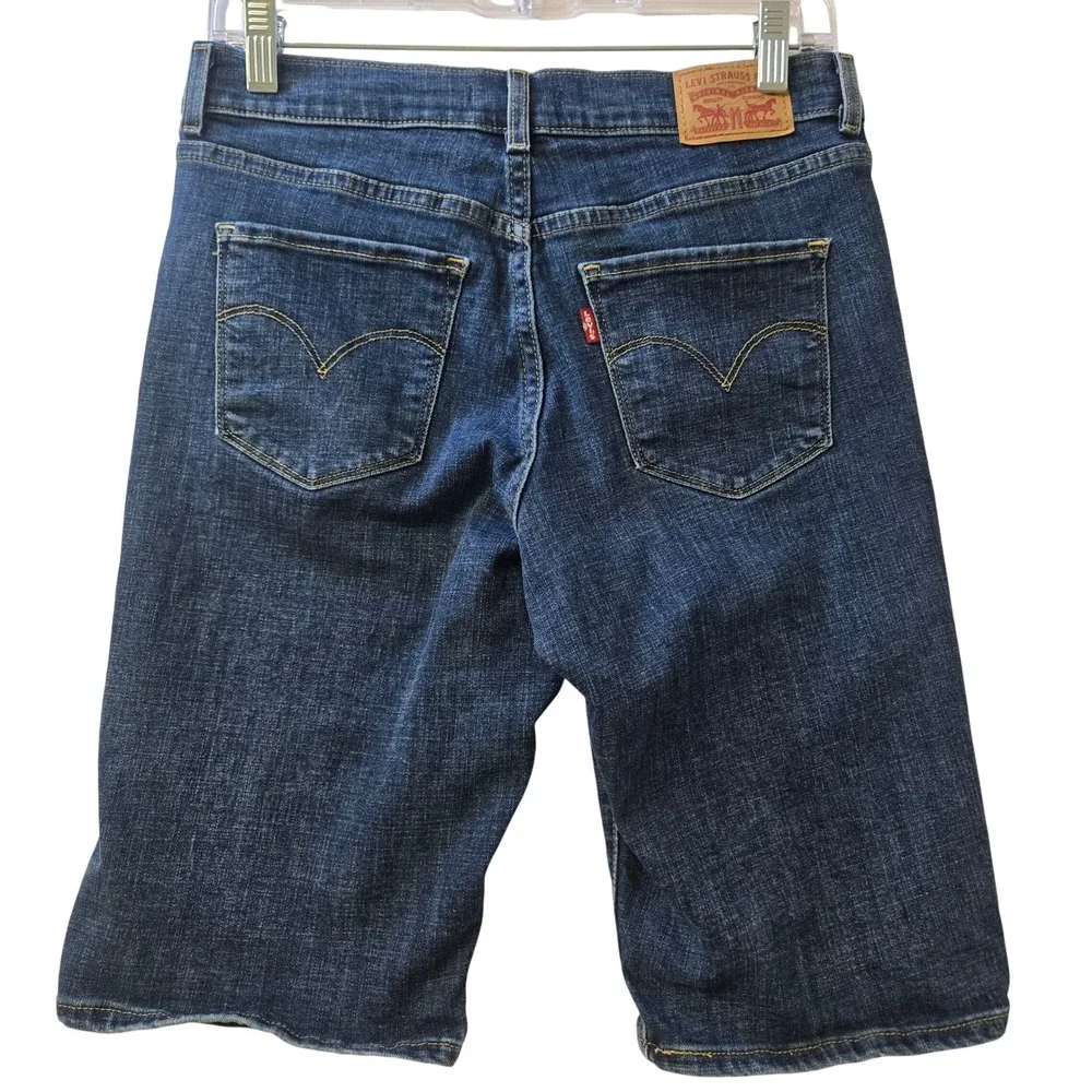 Levi Strauss Womens 27 Bermuda Shorts Dark Wash Denim Mid Rise Stretch Casual